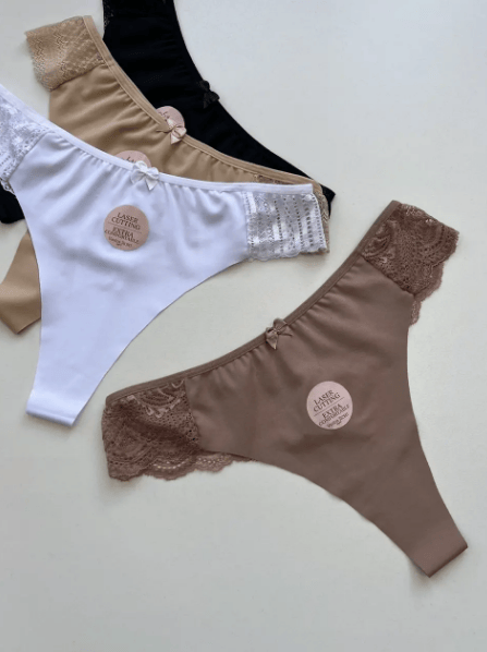 Koronkowe stringi z mikrofibry z wysokim stanem